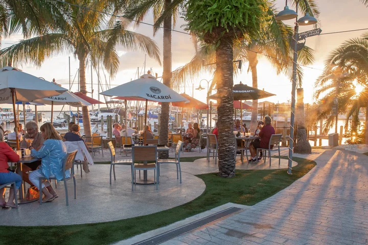 Ruskin waterfront and local business corridor representing South Shore business growth